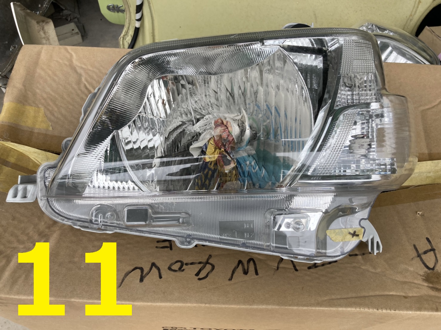 11)ハイゼット(S331V)(81150-B5160)左 | 粟國ボディー